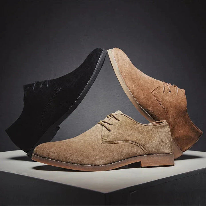 Formelle Männerschuhe: Dunkelbraune Wildleder Oxford Schuhe von Sebastian, perfekt für anspruchsvolle Herrenmode.