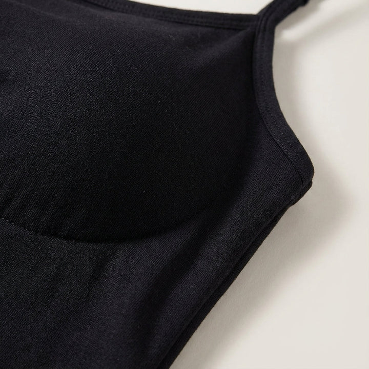 Vielseitiges Damen Tanktop mit integriertem Bustier. Optimaler Halt, weich und bequem für Alltag und Freizeit.