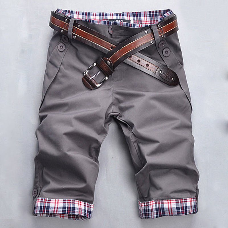 Bequeme Herren Sommer-Shorts mit Karomuster, ideal für Strand, Pool & Outdoor-Freizeit.