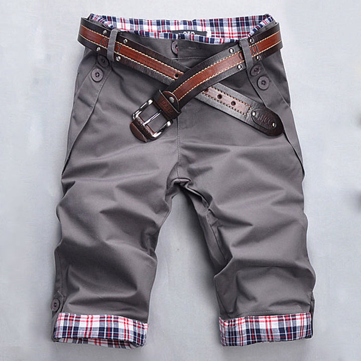 Bequeme Herren Sommer-Shorts mit Karomuster, ideal für Strand, Pool & Outdoor-Freizeit.