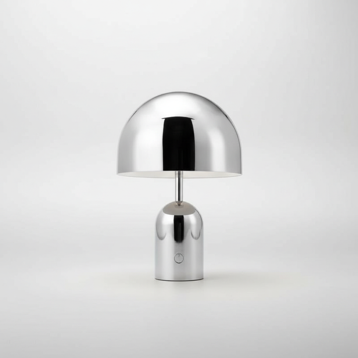 Elegante kabellose LED Tischlampe in poliertem Chrom, dimmbar, als Akku-Lampe für modernes Wohnen.
