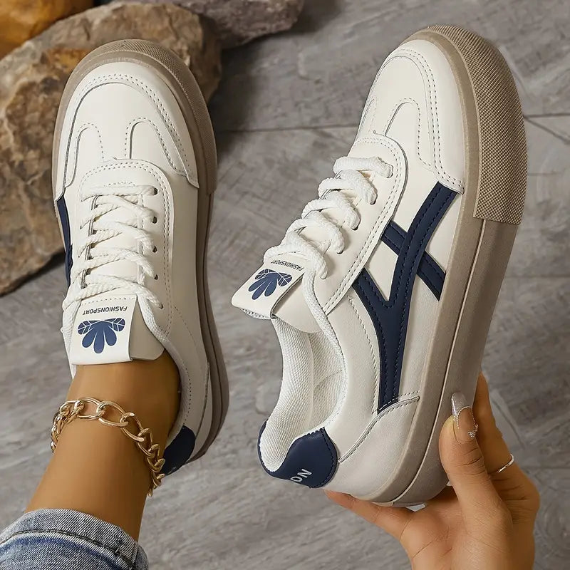 Bequeme, weiße Damen Orthopädische Sneaker mit Dämpfung, ideal für Sport & Freizeit.