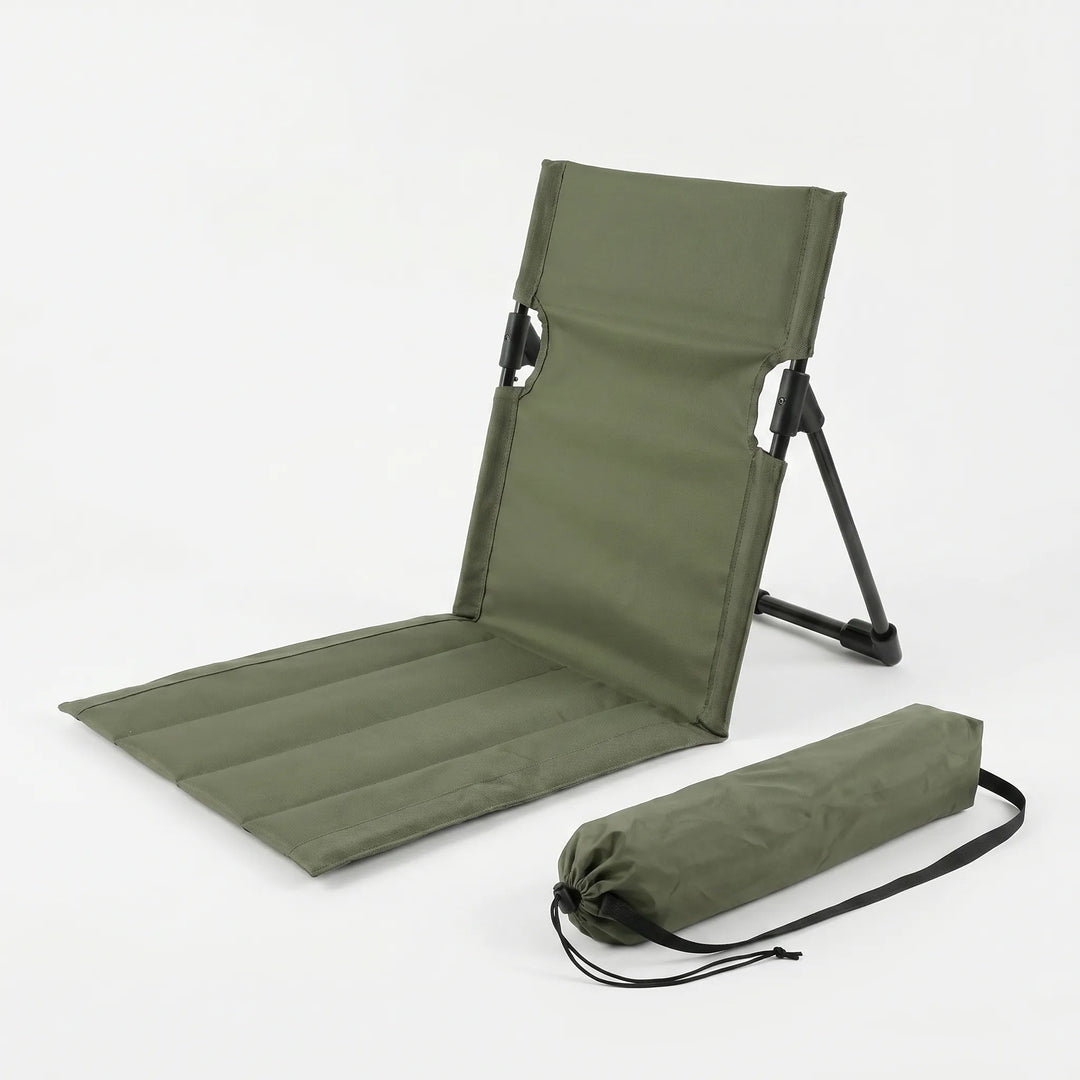 Robuster Outdoor-Bodenstuhl mit Rückenlehne, faltbar und tragbar. Ideal für Camping, Garten und Festivals.