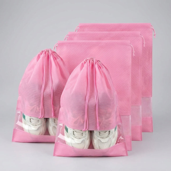 Transparenter, wasserdichter Kordelzug-Schuhbeutel schützt vor Staub und Schmutz auf Reisen.