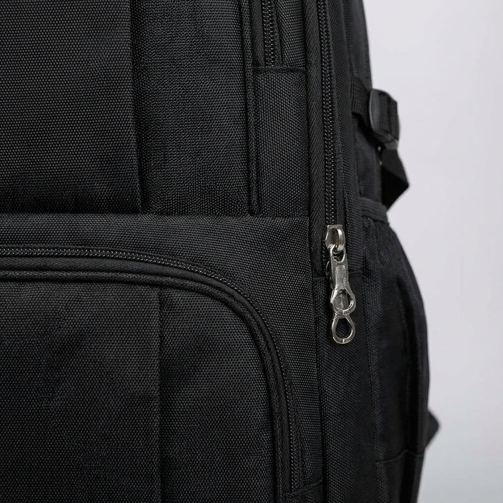 Wasserdichter Outdoor-Rucksack, erweiterbares großes Fassungsvermögen, strapazierfähig für jedes Abenteuer und Gepäck.
