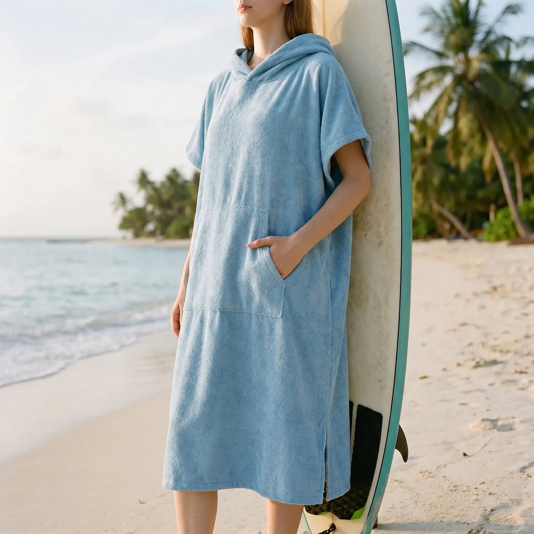 Unisex Umziehponcho mit Kapuze für Strand & Wassersport, schnelltrocknend, ideal zum Wechseln der Kleidung.
