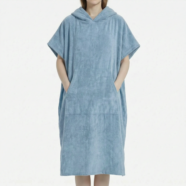 Komfortabler Unisex Umziehponcho mit Kapuze, ideal für Strand, Schwimmen & Wassersport. Schnelltrocknendes Material.