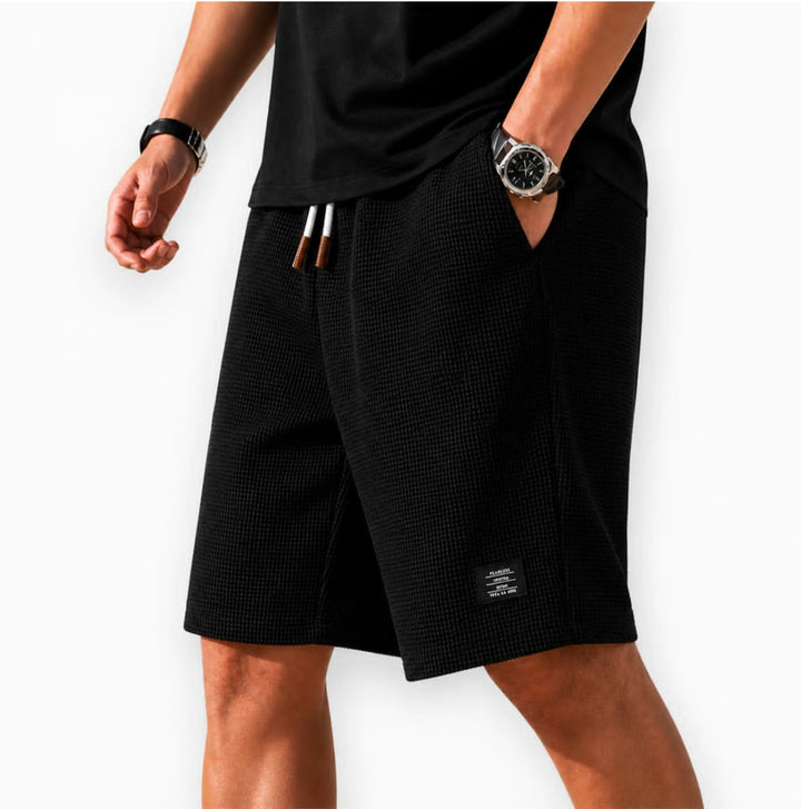 Stylische Herren Sommershorts, sehr bequem & leicht, perfekt für entspannte Tage oder den Urlaub.