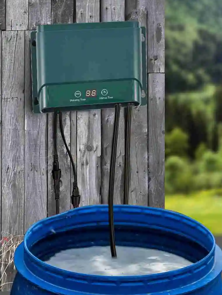 AquaFlow Solar-Tropfbewässerungssystem zur automatischen Pflanzenpflege, ideal für Garten & Balkon.