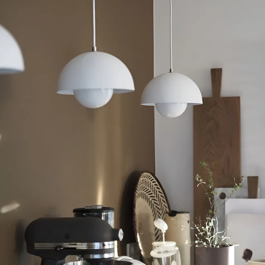 Dekorativer LED-Hänger im skandinavischen Stil, blumenförmiges Design, moderne Raumbeleuchtung.