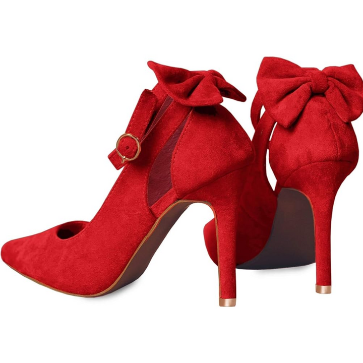 Feminine Damen Pumps mit Knöchelriemen & Schleife, zeigen eleganten Halt für den besonderen Auftritt.
