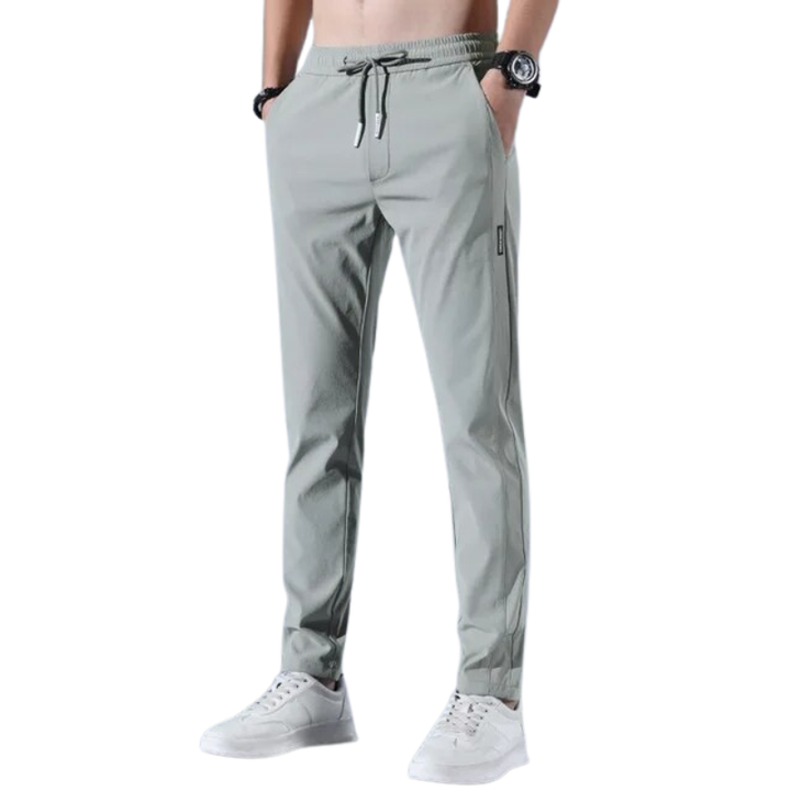 Bequeme Herrenhose: Stretch-Golfhose, Jogginghose & Freizeithose in Grau; atmungsaktiv, elastisch & modern.
