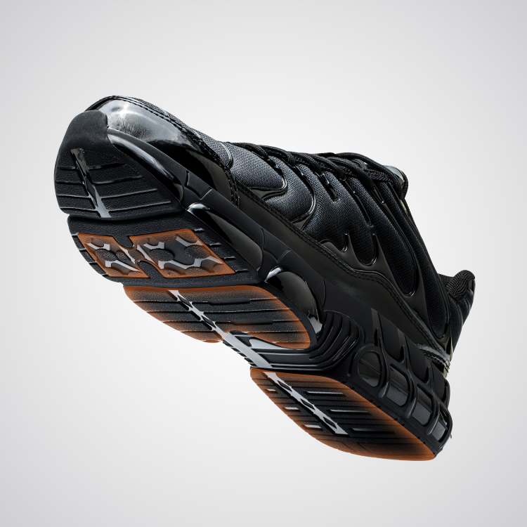 Robuste Herren Arbeitsschuhe in Schwarz mit schützender Stahlkappe & modernem Sneaker-Design für sicheren Arbeitsplatz.
