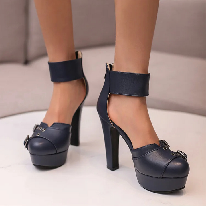 Exklusive Damen High Heels mit Blockabsatz und doppelten Schnallenriemen. Ultimative Abendmode.