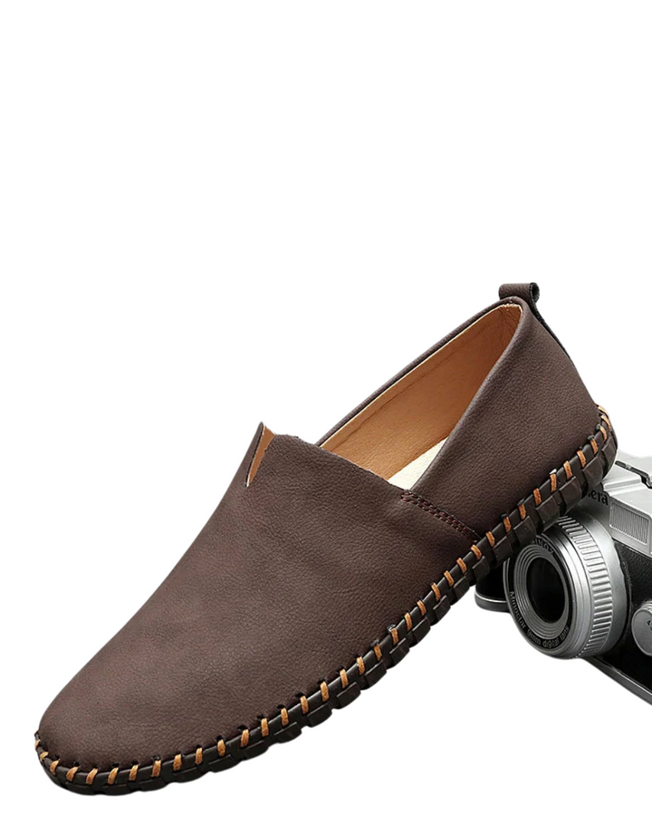 Elegante Herren Slipper aus hochwertigem Leder, perfekt für Business und Freizeit. Stilvoll & komfortabel.