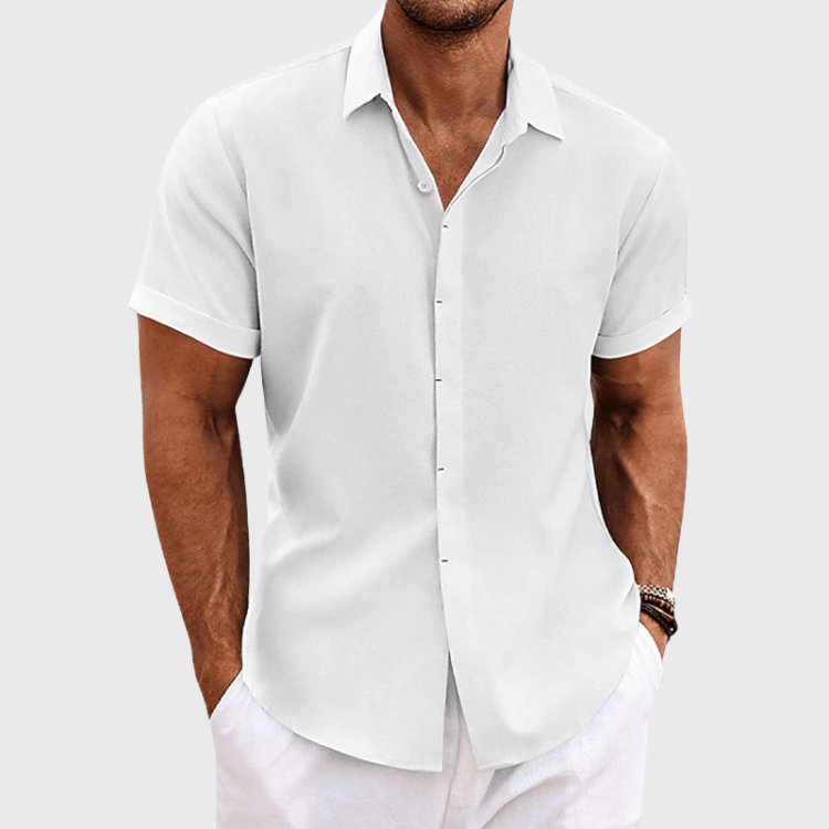Elegantes Herren Kurzarmhemd, ideal als Sommerhemd. Leicht & atmungsaktiv für warme Tage.