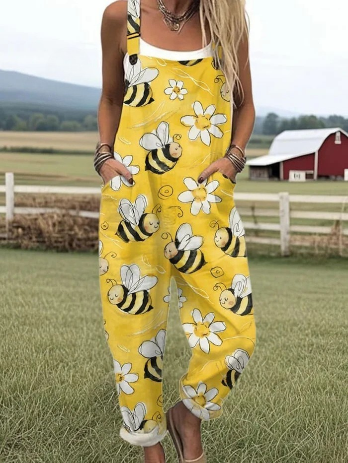 Bequemer, legerer Damen Jumpsuit für Frühling und Sommer. Atmungsaktiver Stoff, leicht zu tragen.
