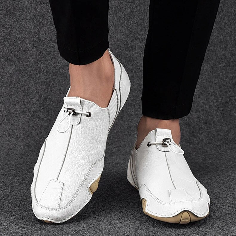 Stilvolle Herren Loafer mit weicher Sohle, bequeme Slip-On Schuhe für den Alltag und besondere Anlässe.