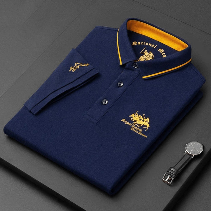 Hochwertiges, langlebiges Herren Luxus Polohemd mit weichem Stoff und feiner Textur für optimalen Komfort.
