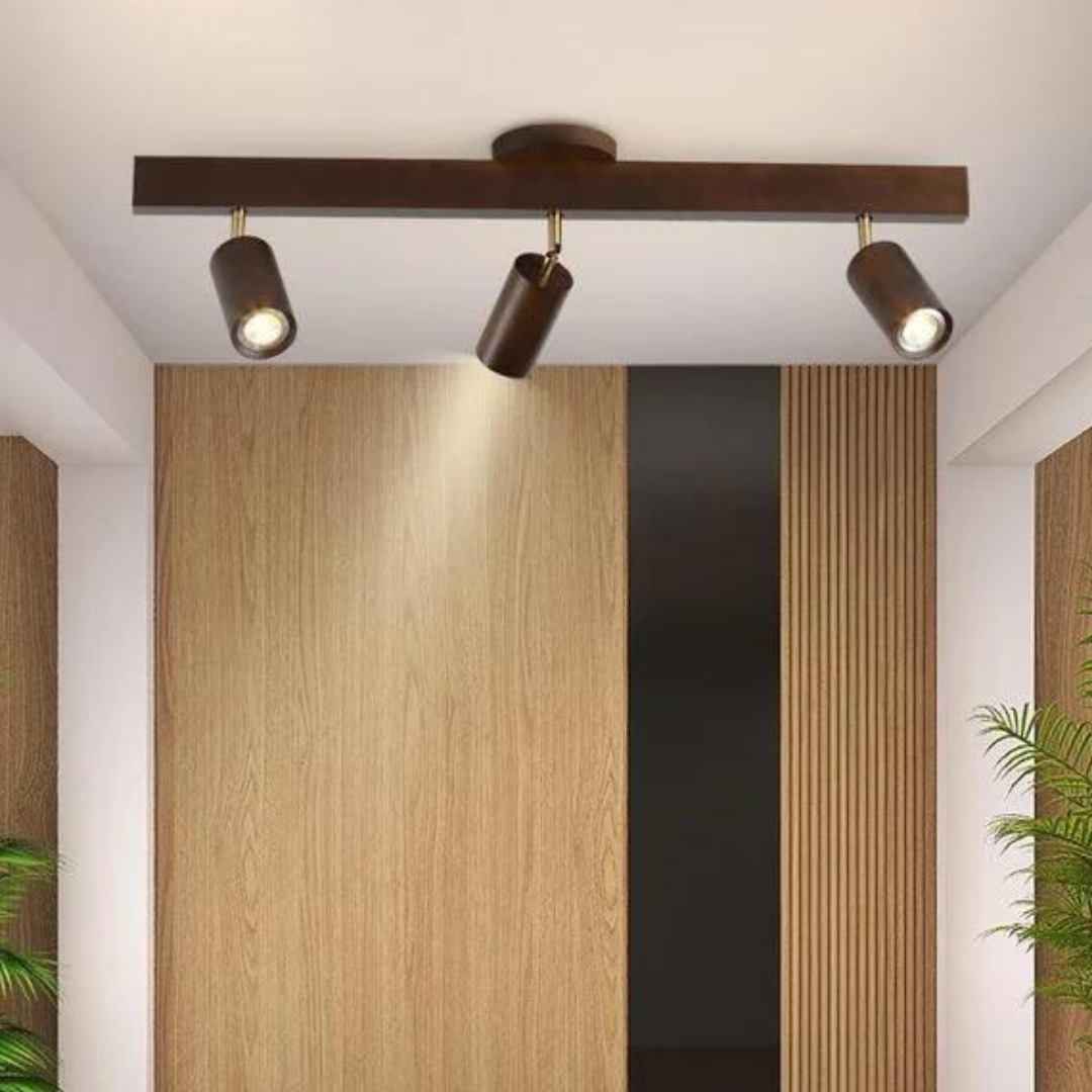 Ecobeam Holzlampe: Dimmbarer LED-Spot für gemütliche Atmosphäre im Schlafzimmer.