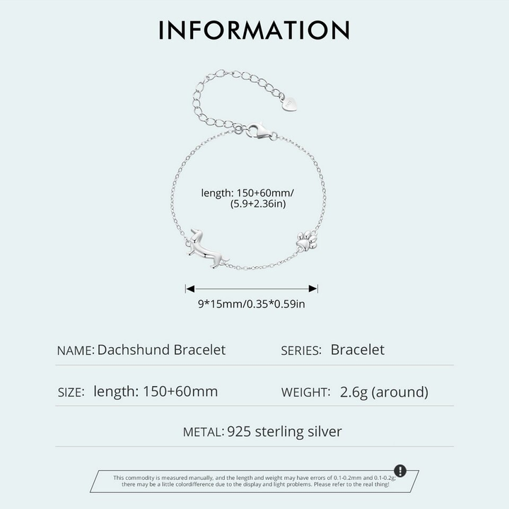 Modernes Damen Silberarmband mit verspieltem Dackel-Anhänger, perfekt für den Alltag und Tierliebhaber.