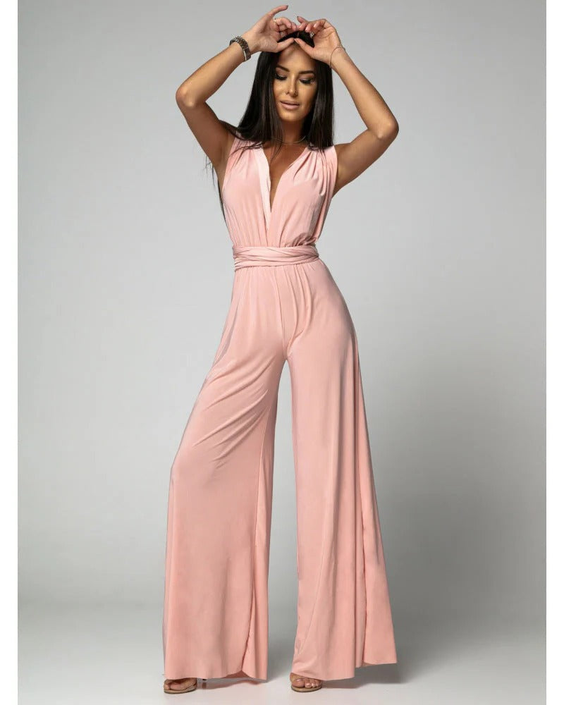 Stylischer Damen Overall mit weitem Bein, V-Ausschnitt in Pfirsich für Sommerabende.