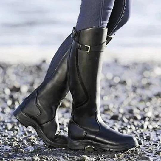 Bequeme, gepolsterte Damen Reitstiefel, wasserdicht und rutschfest; perfekt für langen Komfort im Reitsport.