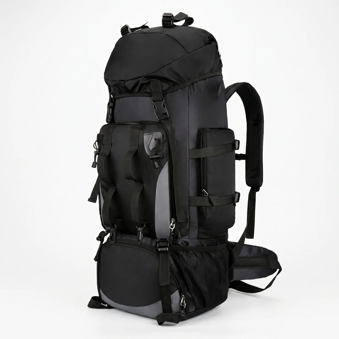 Grossvolumiger 90L Wanderrucksack, bietet Platz für die gesamte Ausrüstung bei Mehrtages-Touren.
