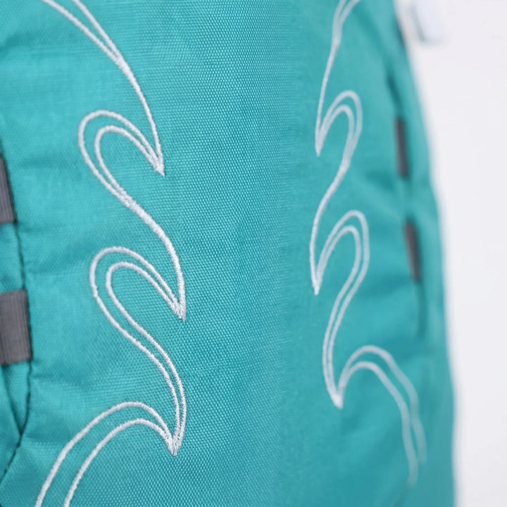 Detailansicht: Belüftungssystem des 30L Herren Wanderrucksacks für optimalen Tragekomfort.