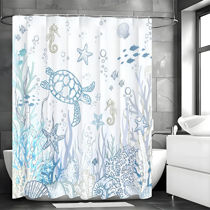 Wasserabweisender Polyester Duschvorhang mit lebhaftem Unterwasser-Meer-Motiv, perfekt für maritime Badezimmerdeko.
