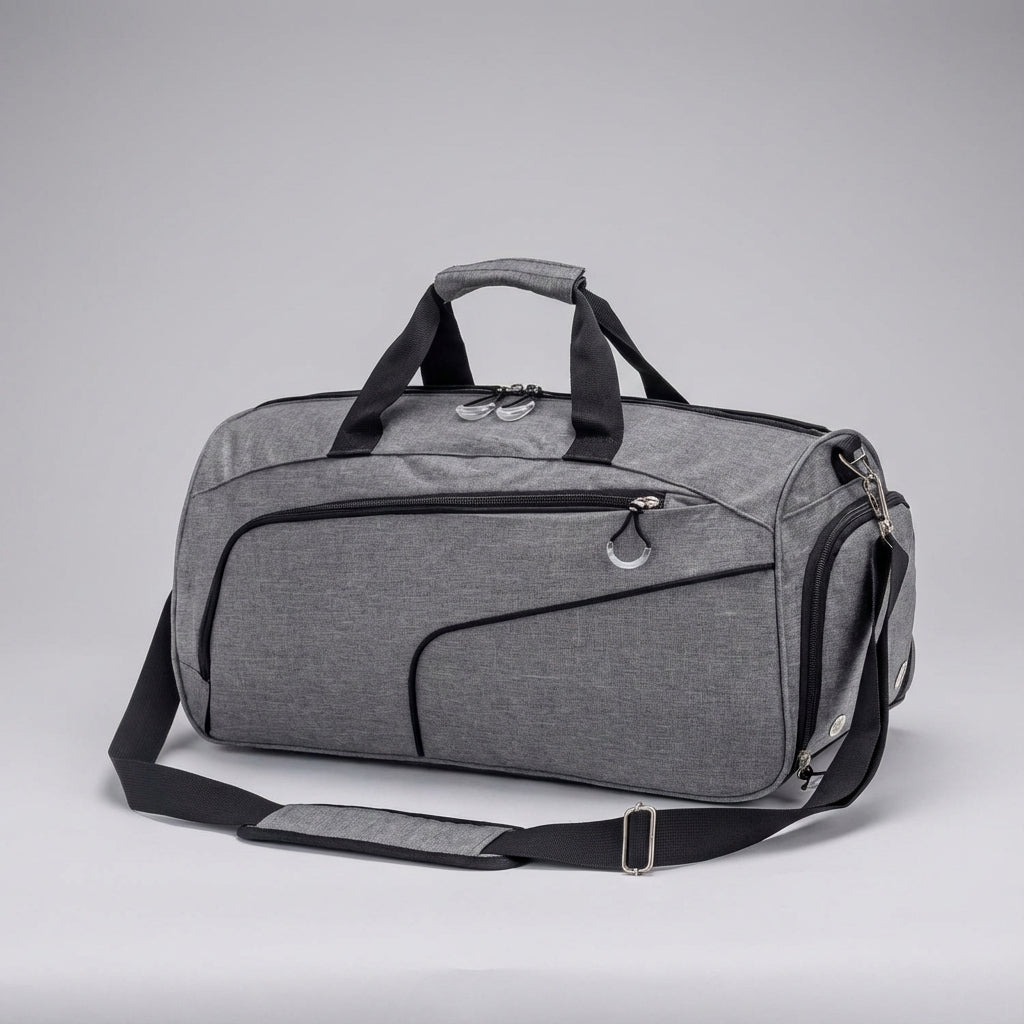 Detailansicht der wasserdichten 35L Duffel Reisetasche aus strapazierfähigem Oxford-Gewebe und Reißverschluss.