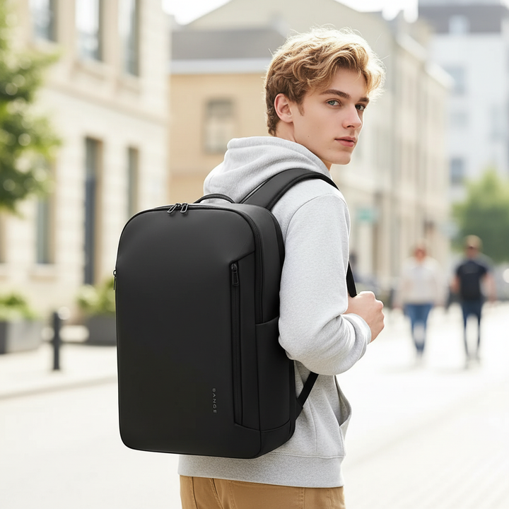 Unisex Business Rucksack, schwarz, wasserabweisend, ideal für Pendler & Büro.