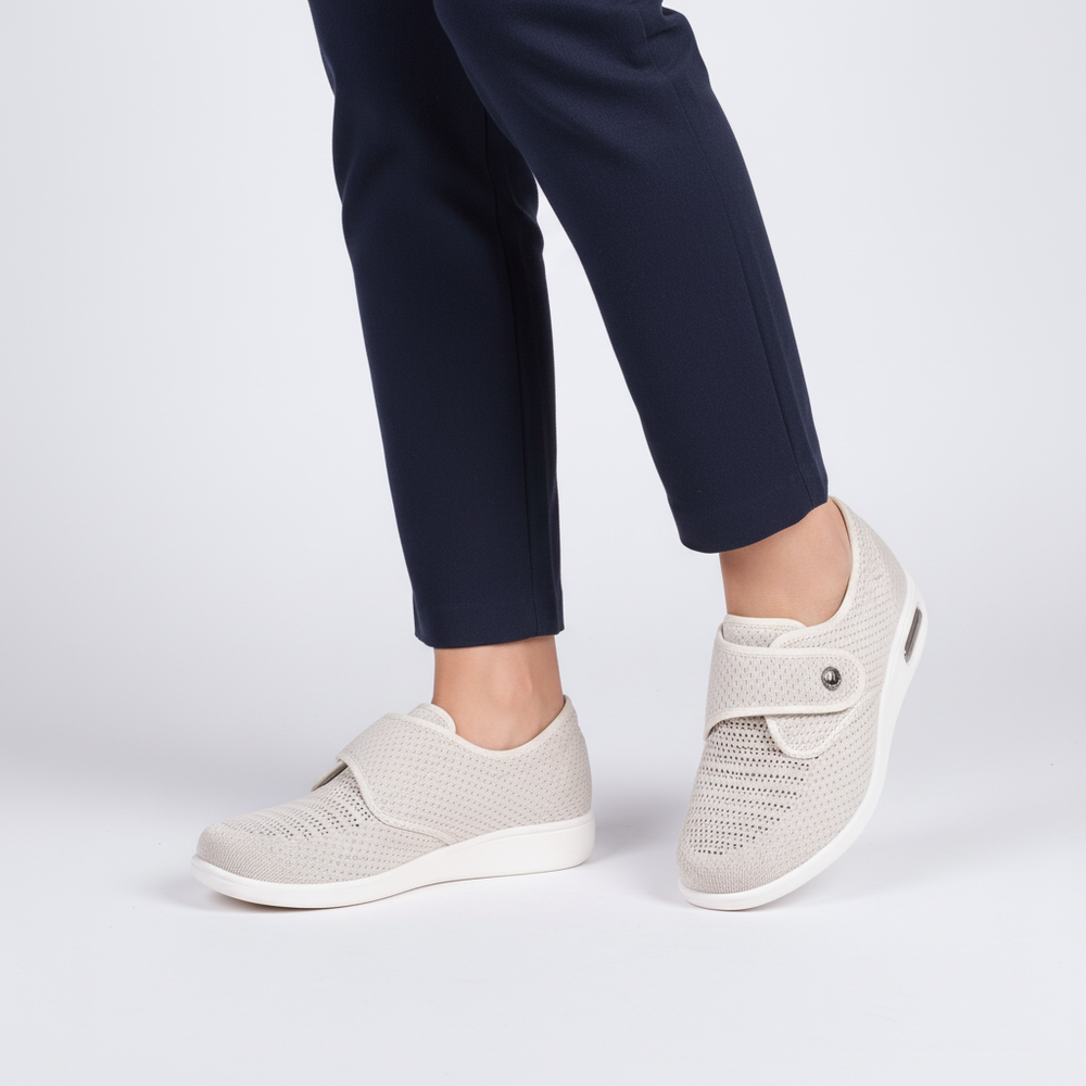 Bequeme Damen Freizeitschuhe Esmeralda, ideal für den Alltag, mit atmungsaktivem Obermaterial.