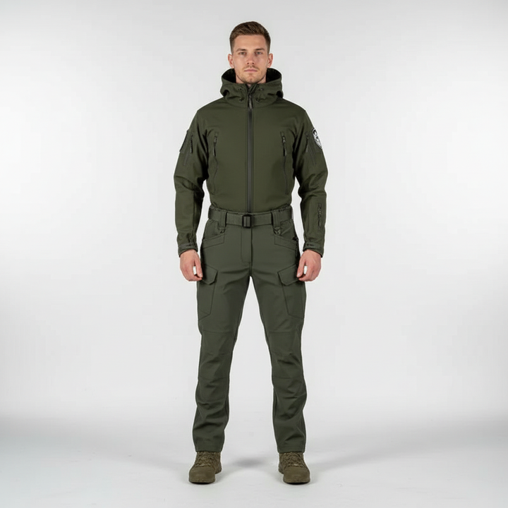 Komplettes Herren Outdoor-Set, wetterfeste Regenjacke und Regenhose. Perfekte Wanderbekleidung für jedes Wetter.
