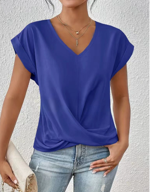 Freizeit Damen T-Shirt mit Herzausschnitt, bequem und vielseitig, ein Muss für jede Damengarderobe.