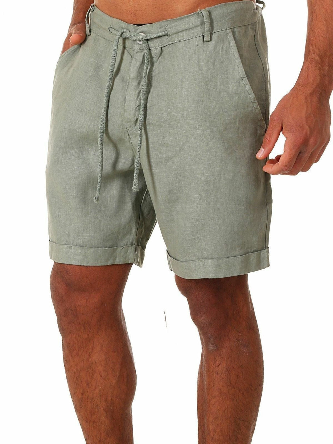 Elegante Herren Sommer Shorts mit Kordelzug. Gerader Schnitt für Komfort und Stil, ideal als Urlaubskleidung.