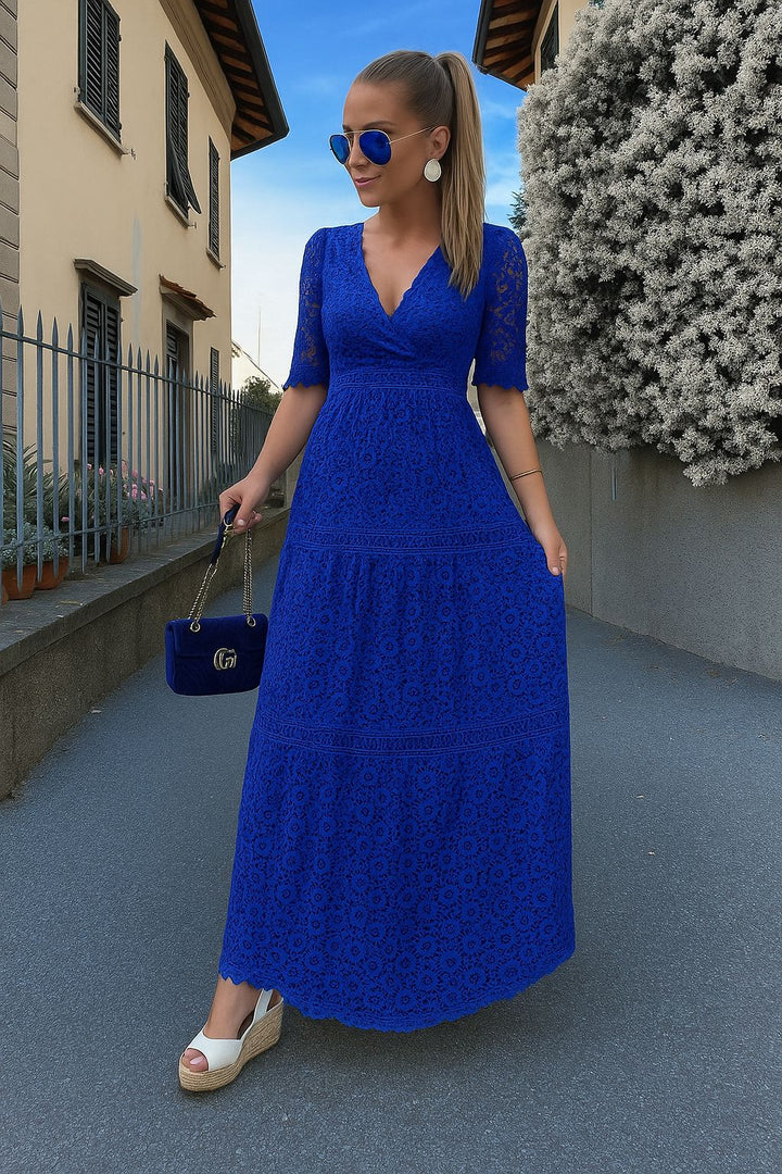 Stilvolles, langes Damen Sommerkleid im italienischen Stil. Leicht, atmungsaktiv & locker geschnitten für Komfort.