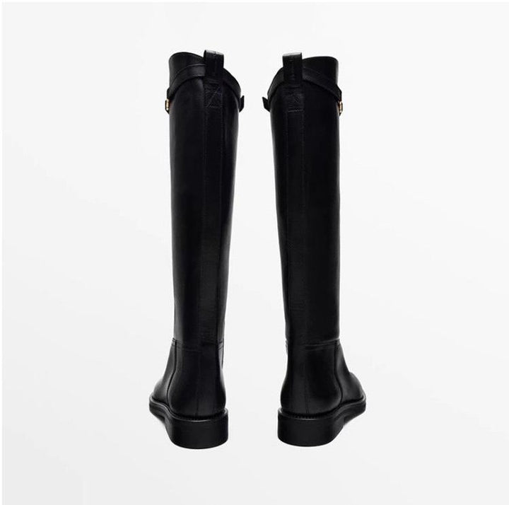 Klassische schwarze Kniehohe Damen Stiefel mit elegantem Blockabsatz für Freizeit und Winter.