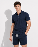 marineblau
