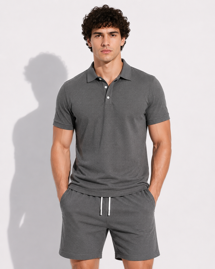 Vielseitiges Herren Casual Set: Polohemd & Shorts, unifarben. Stilvolle Komfortkleidung für Alltag und Urlaub.