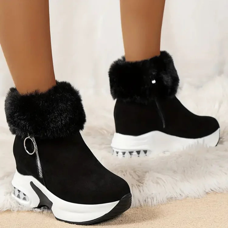 Ergonomische Damen-Winterstiefel schwarz, mit Luftkissen für Gelenkschonung und besten Halt.