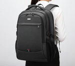 Rucksack mit durchsichtiger Kosmetiktasche