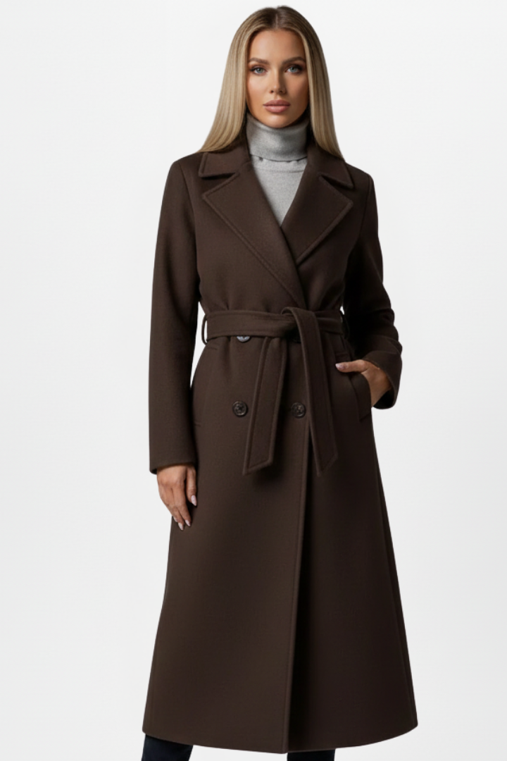 Zweireihiger beiger Damenmantel mit Bindegürtel. Langer, eleganter Wintermantel für Damenmode & Business Anlässe.