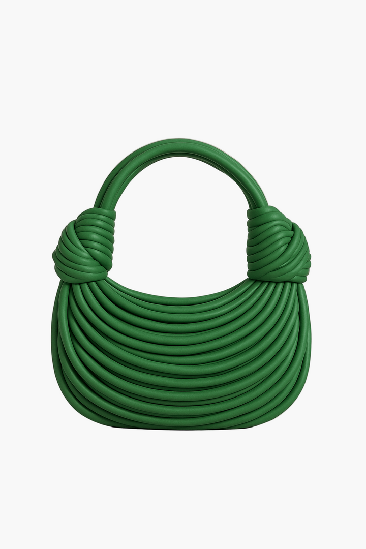 Moderne, skulpturale Damenhandtasche in Grün, einzigartiges handgeflochtenes Design für stylische Freizeitlooks.