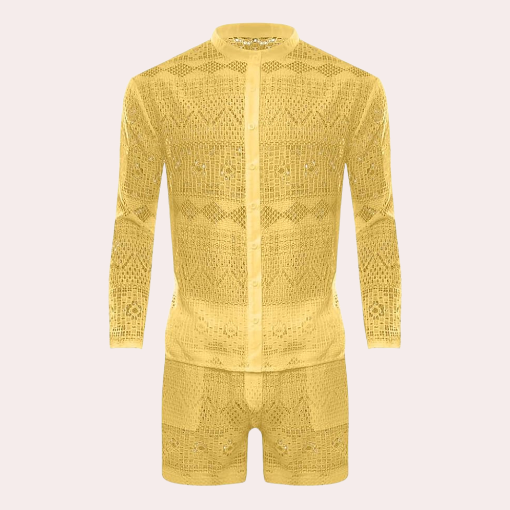 Detail des luftigen Herren Sommershirts-Sets. Hochwertiges, leichtes Material für optimalen Komfort im Sommer.