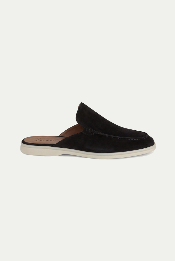 Schwarze Herren Slip-On Mules für ultimativen Komfort. Bequeme Freizeitschuhe mit offener Ferse, ideal für den Alltag.