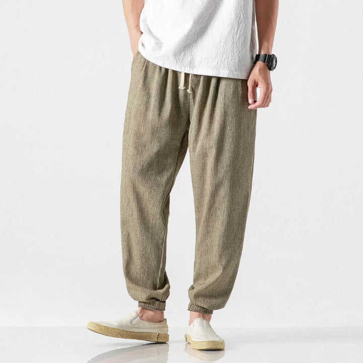 Herrenhose, vielseitiger Jogger, atmungsaktiver Komfort für Alltag & Freizeitaktivitäten.