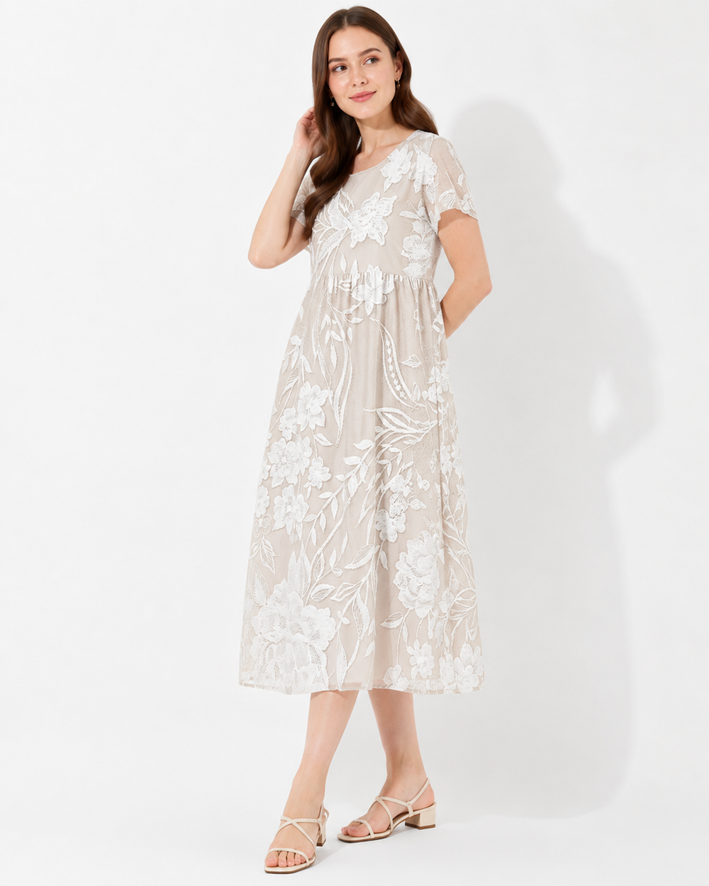 Vielseitiges weißes Kurzarm-Midikleid für Damen, zeitloses Rundhals-Design, ideal für elegante Sommerlooks.