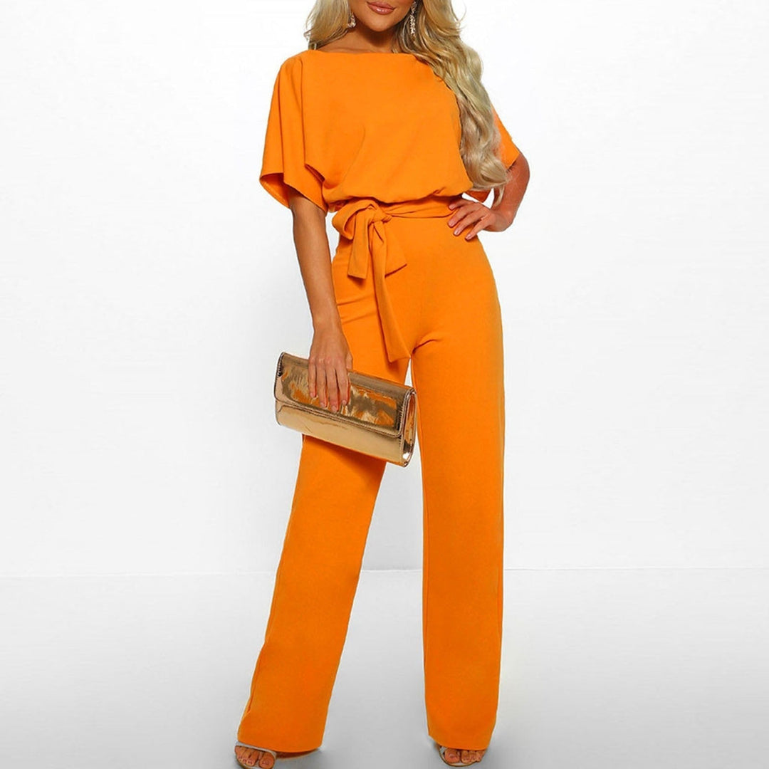 Leichter Damen Jumpsuit, elegant & bequem, mit weitem Bein für Frühling & Sommer. Vielseitig.