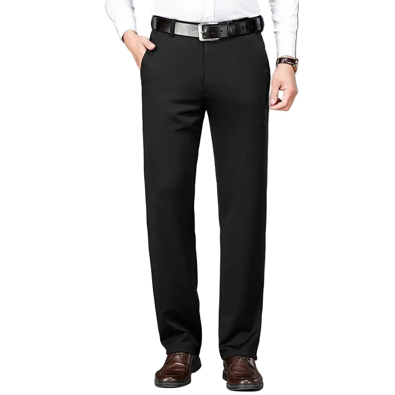 Stilvolle Herren-Anzughose im geraden Schnitt, perfekt für Business & elegante Herrenmode. Bürotaugliche Form.